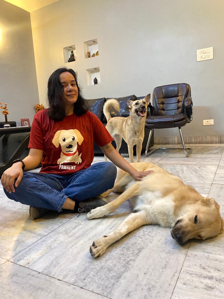 Testimonial Author Image with their pet